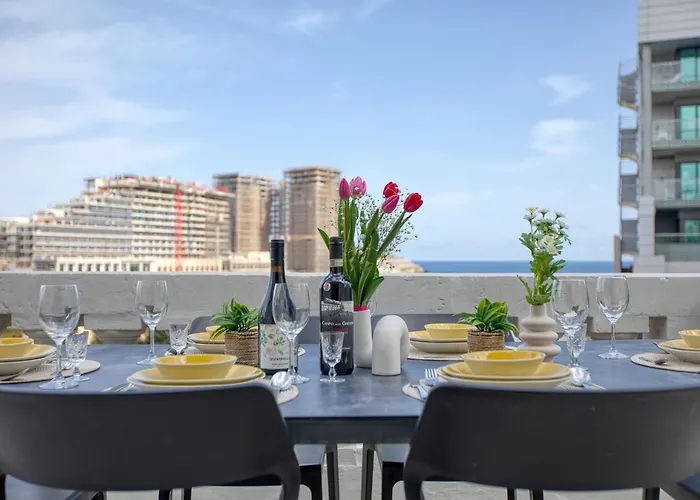 Luxury Villa Sea Views Heart Of St Julians